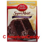 Betty Crocker Super Moist Triple Chocolate Fudge Cake Mix 522g
